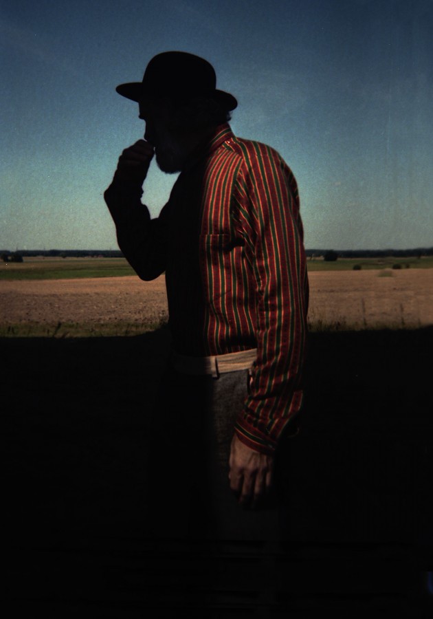 SS16_Wurzel_0000_SS16_Frank_Leder_Wurzel_09